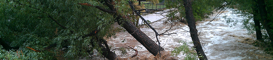 Boulder Creek flooding in Boulder, Colorado (Credit: Raul Valenzuela, CIRES)